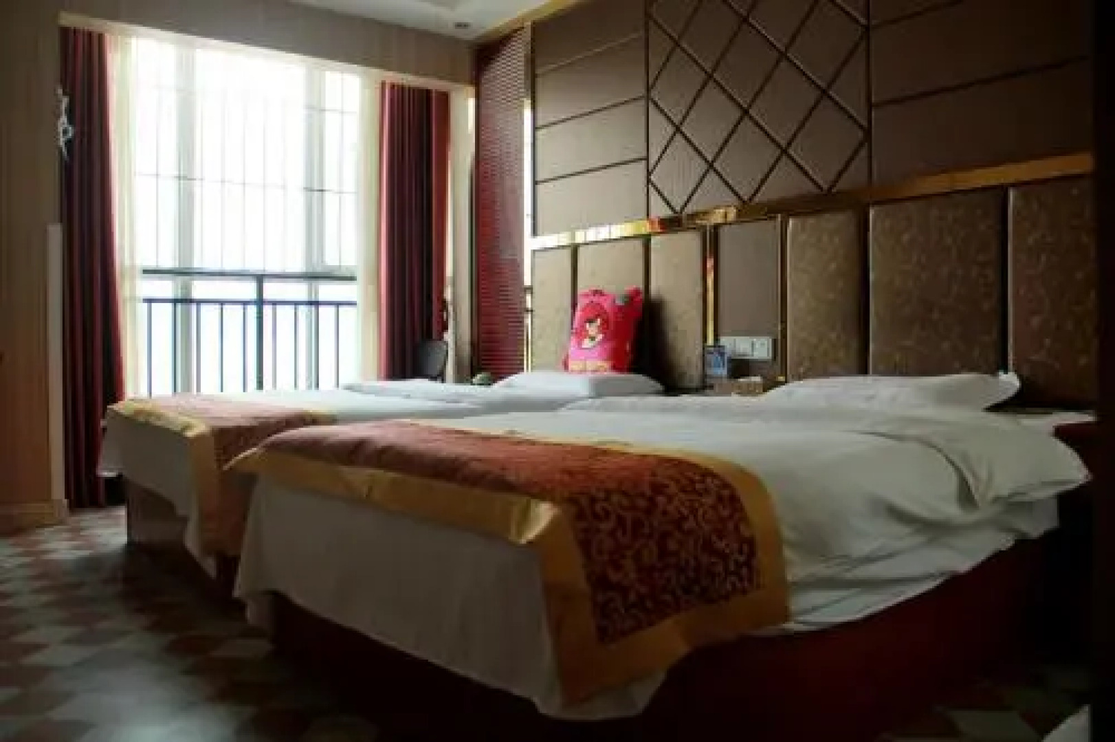 Bazhong Xinchen Business Inn