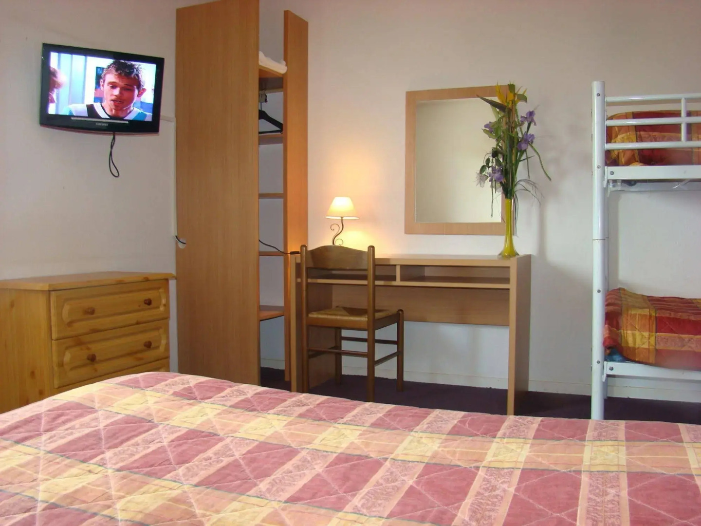 The Originals Access, Hôtel les Iris