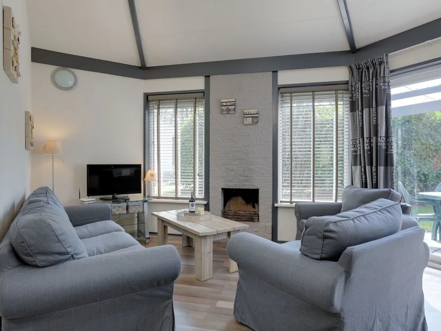 Cozy Bungalow in Harderwijk With a Shared Pool