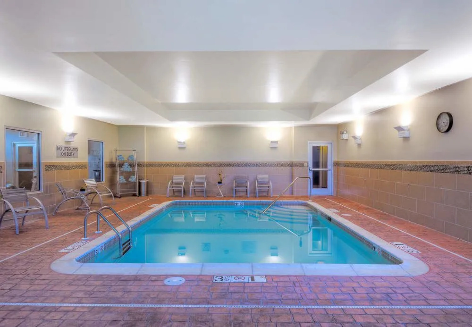 Courtyard Keene Downtown