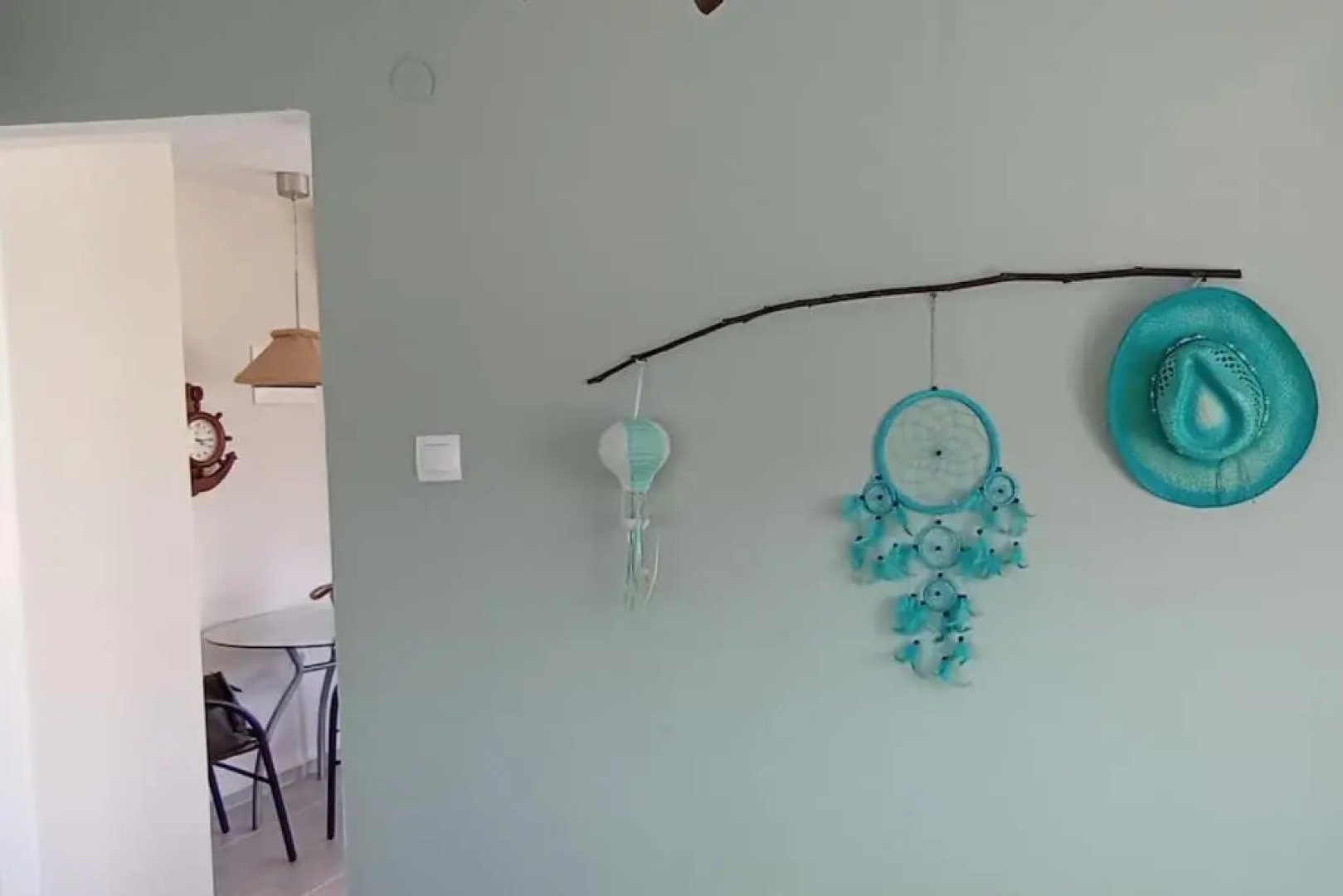 Ευχάριστο εξοχικό σπίτι με κήπο και parking