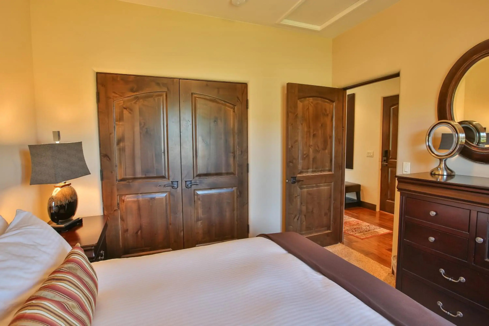 Columbia Cliff Villas Hotel