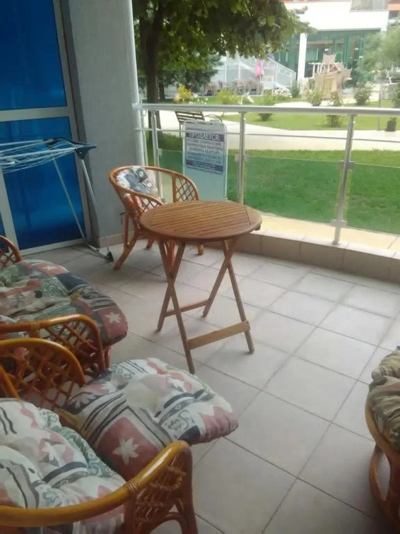 Oasis Laguna Apartments