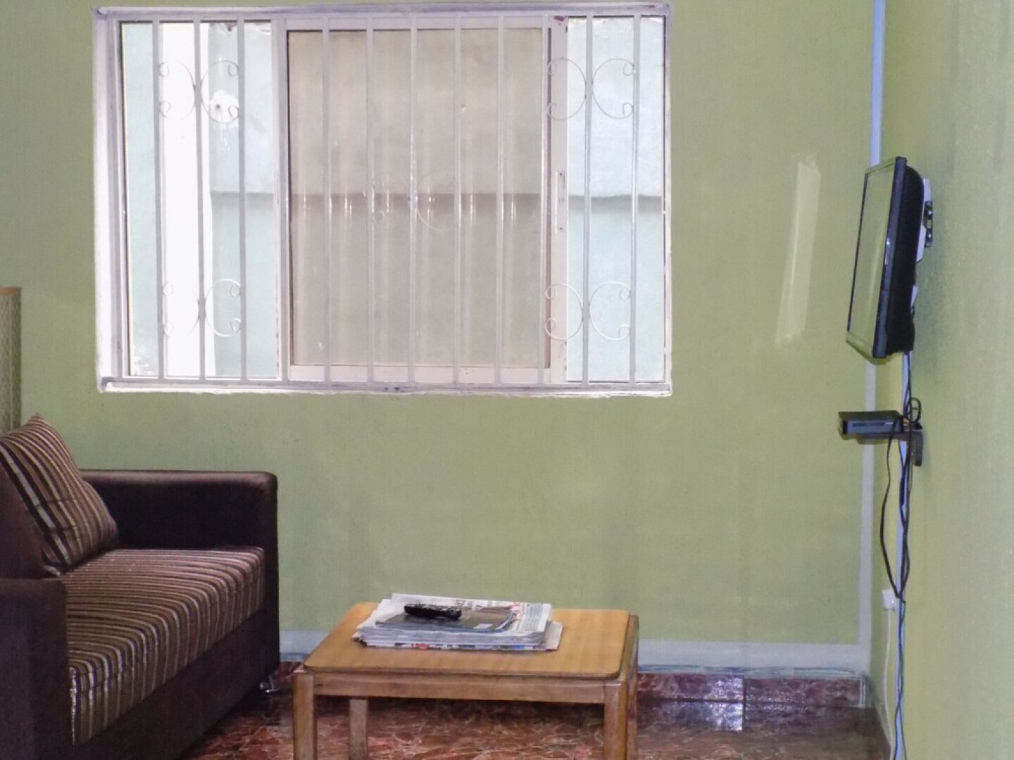 Posh Apartments and Hotel