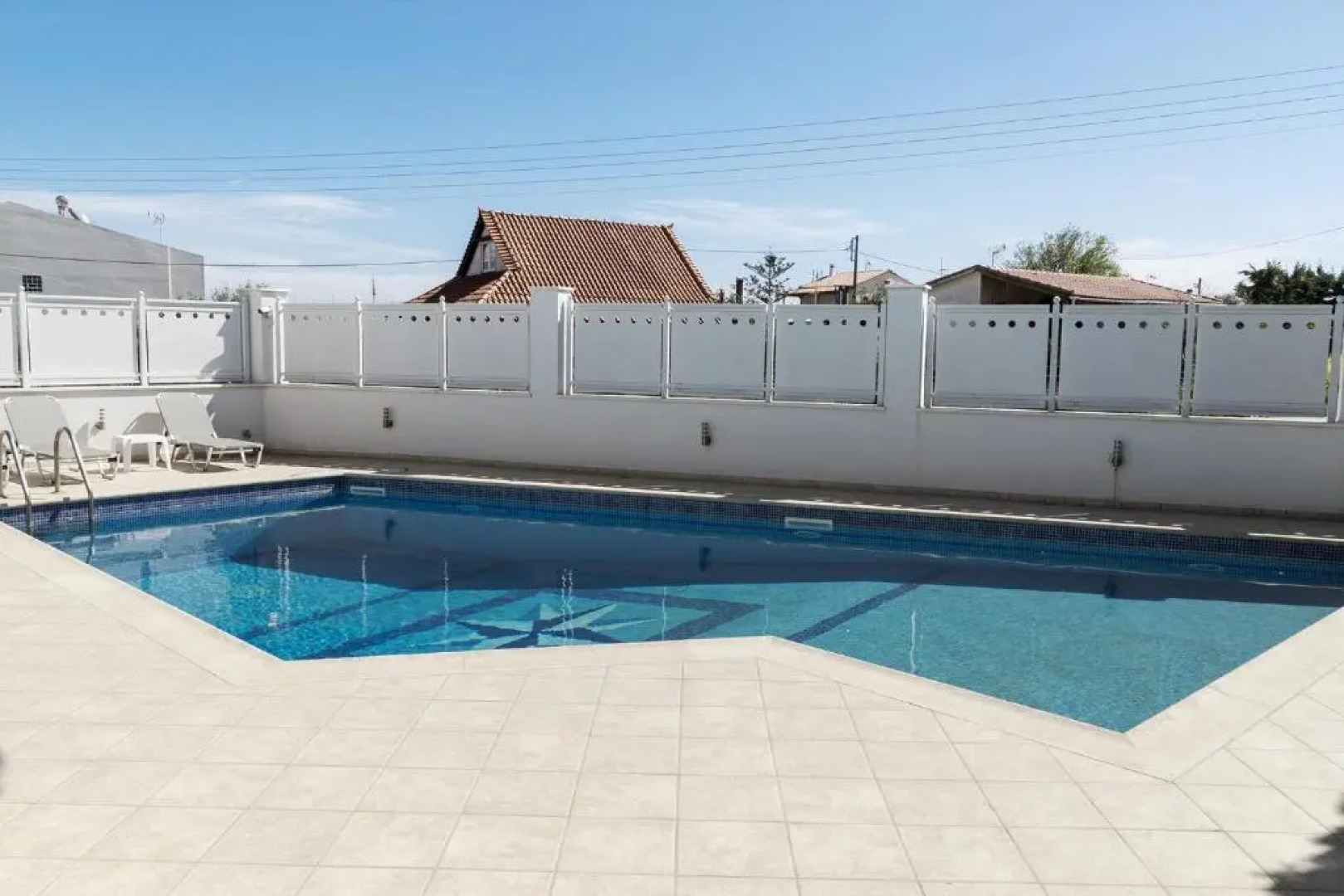 Villa d'Irene-near athens airport , 200 meters from the beach davis