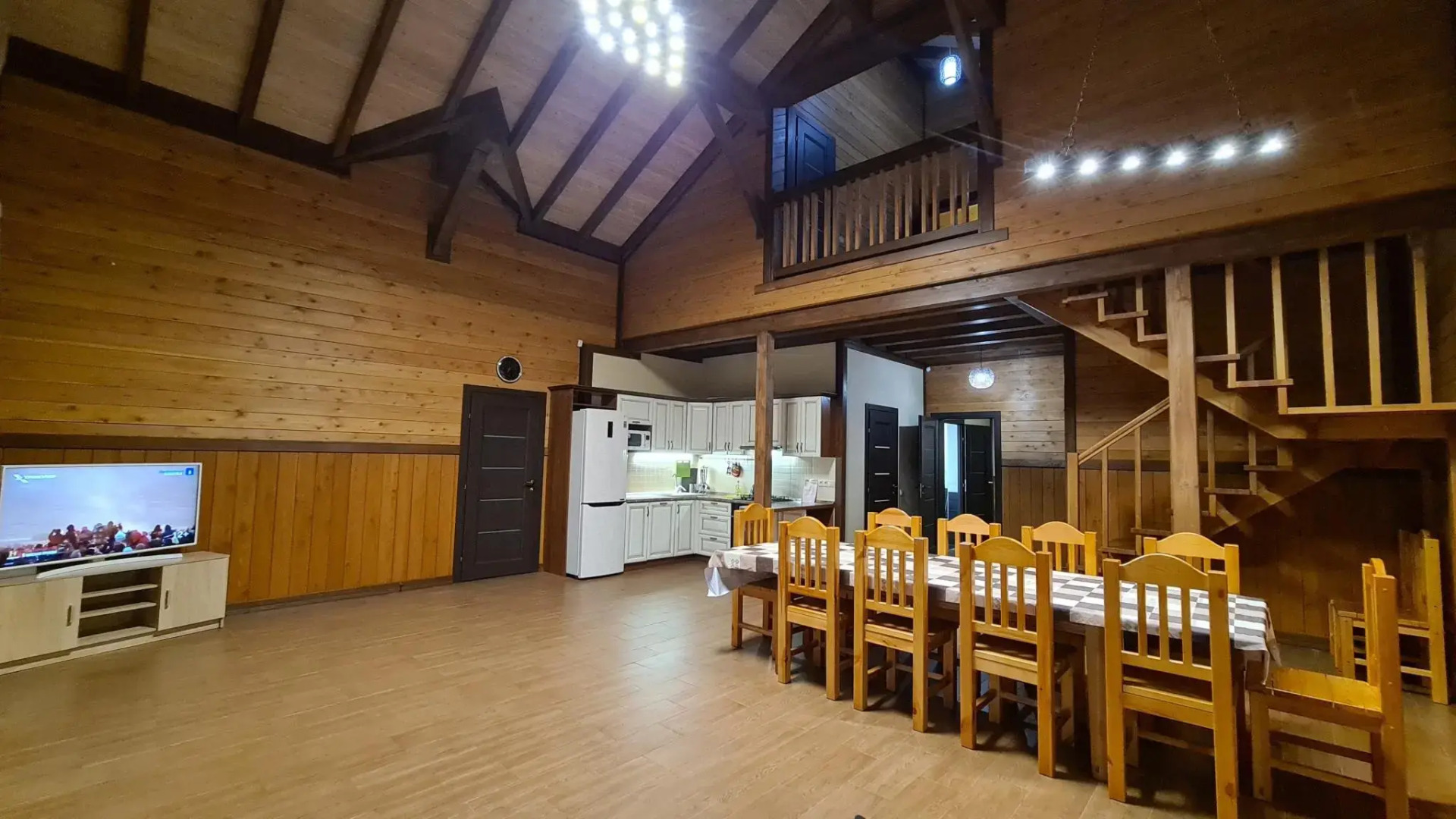 Коттедж Б2 на базе отдыха Новинки Парк