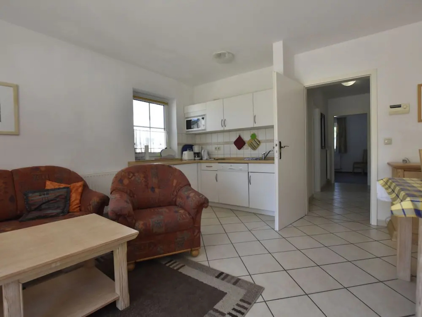 Spacious Apartment with Terrace in Dierhagen