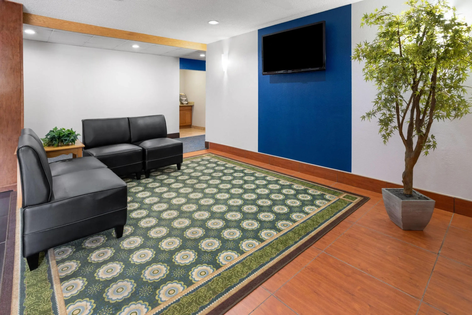 Microtel Inn by Wyndham Albany Airport