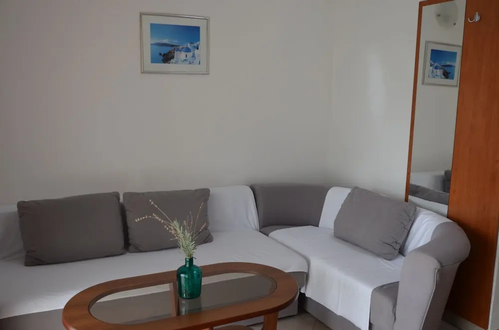 Apartments Pirovcanka