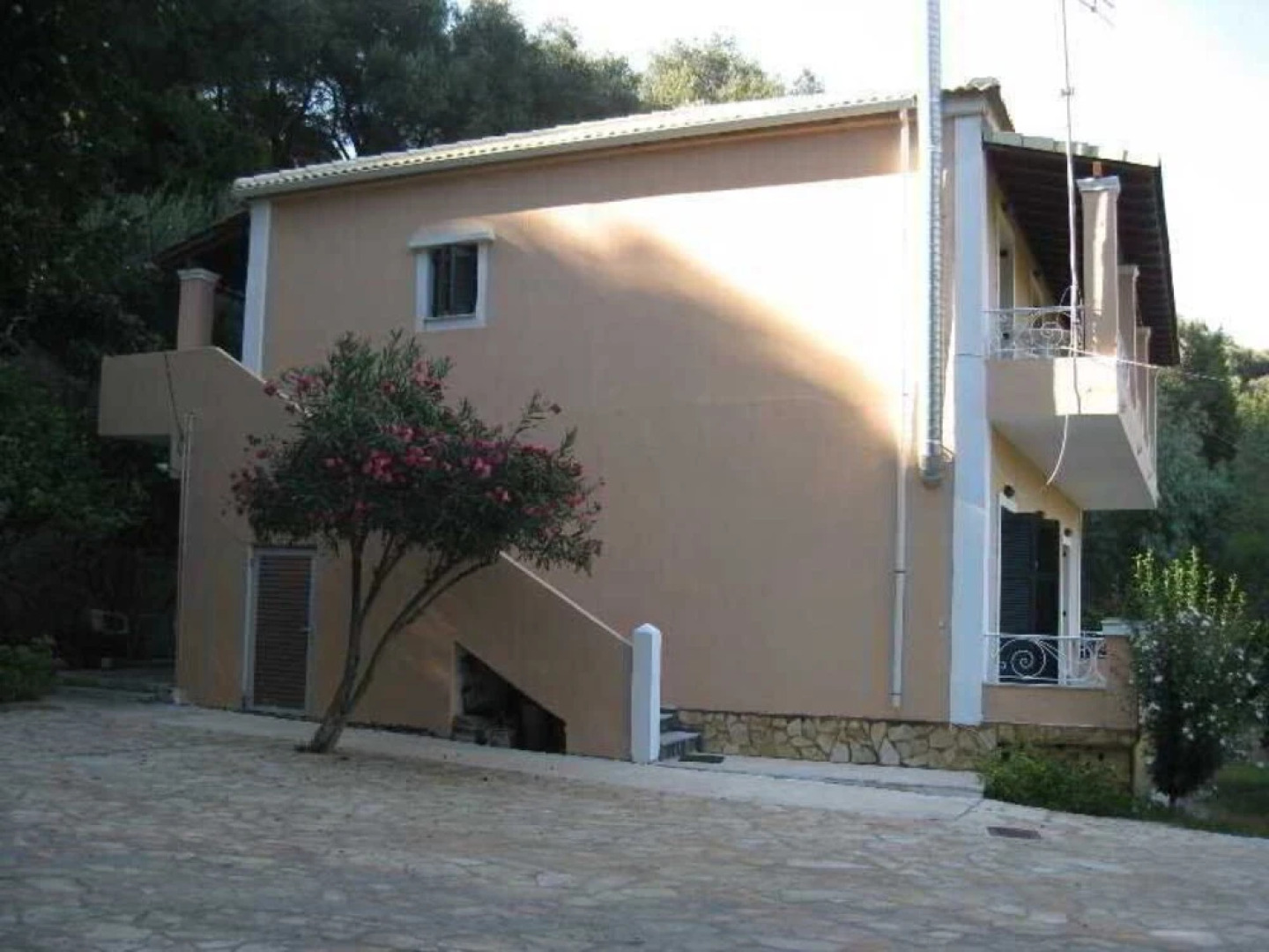 Zacharenia Apartments