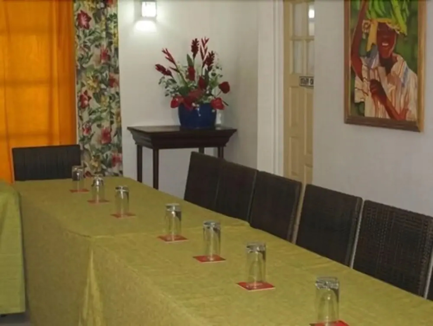 Paradise Beach Hotel