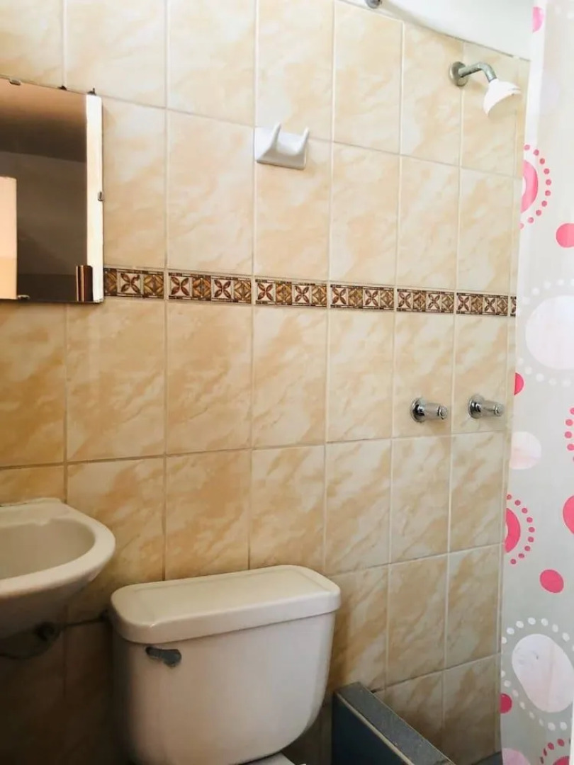 LEO DO-DO Hostal Piura