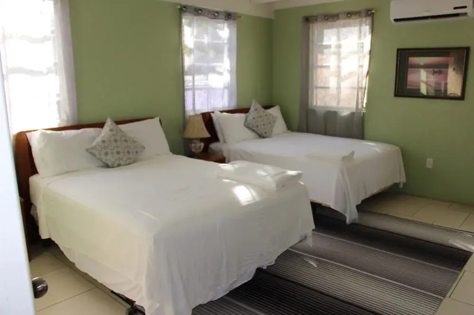 Beef Island Guest House