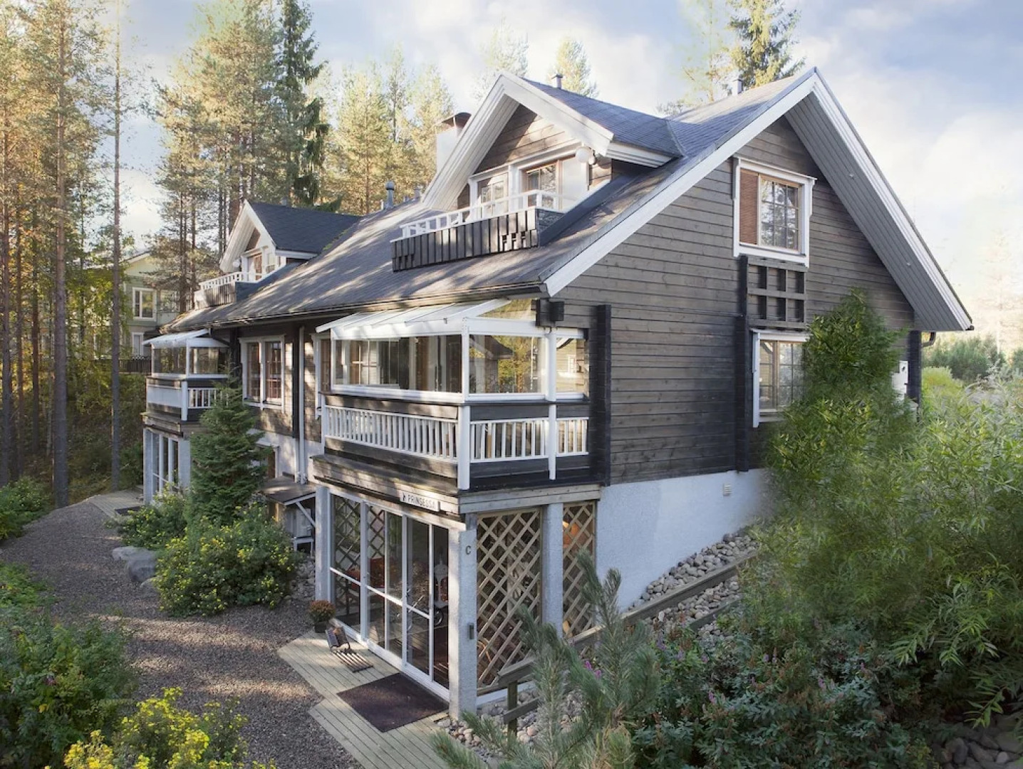 Vuokatin Aateli Studios