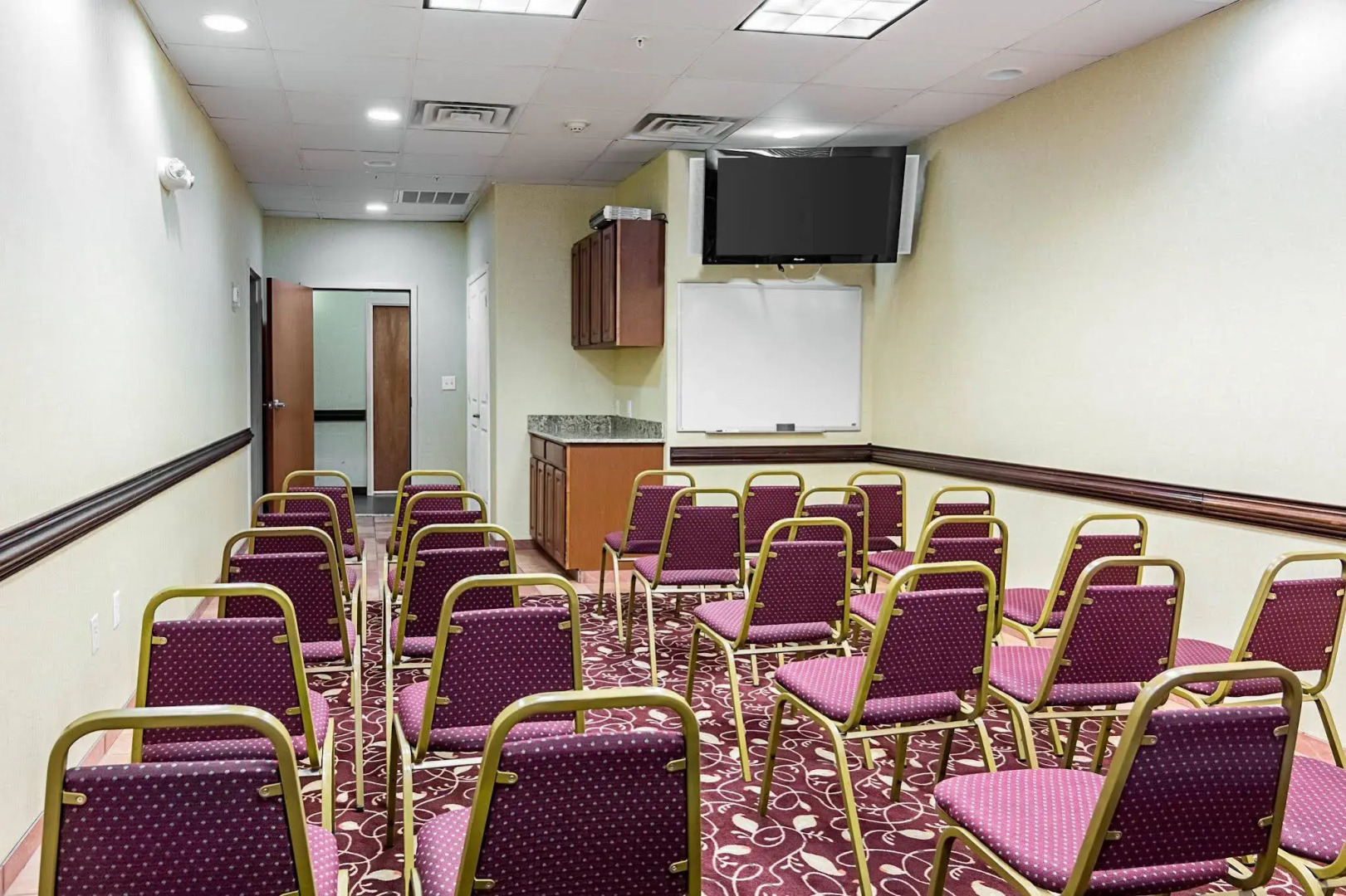 Comfort Inn & Suites Chesapeake - Portsmouth