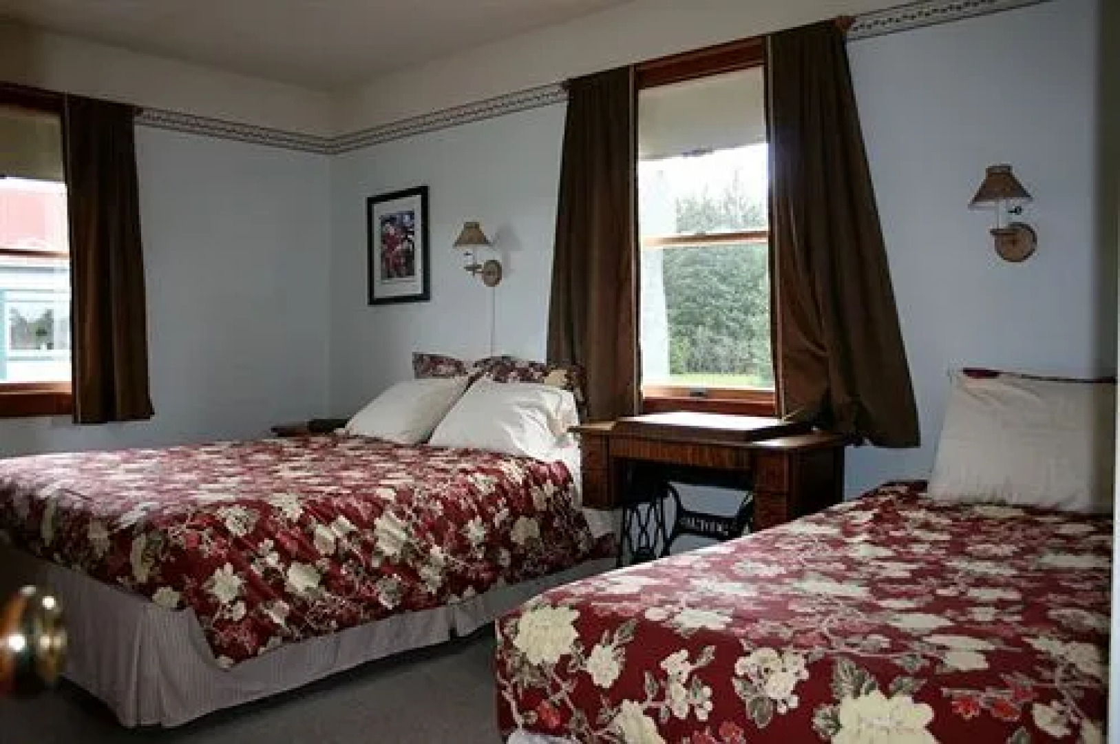 Gustavus Inn at Glacier Bay