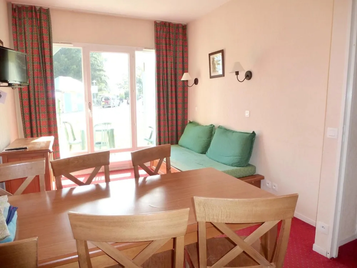 Apartment With 2 Bedrooms in Saint-lary-soulan, With Pool Access and F
