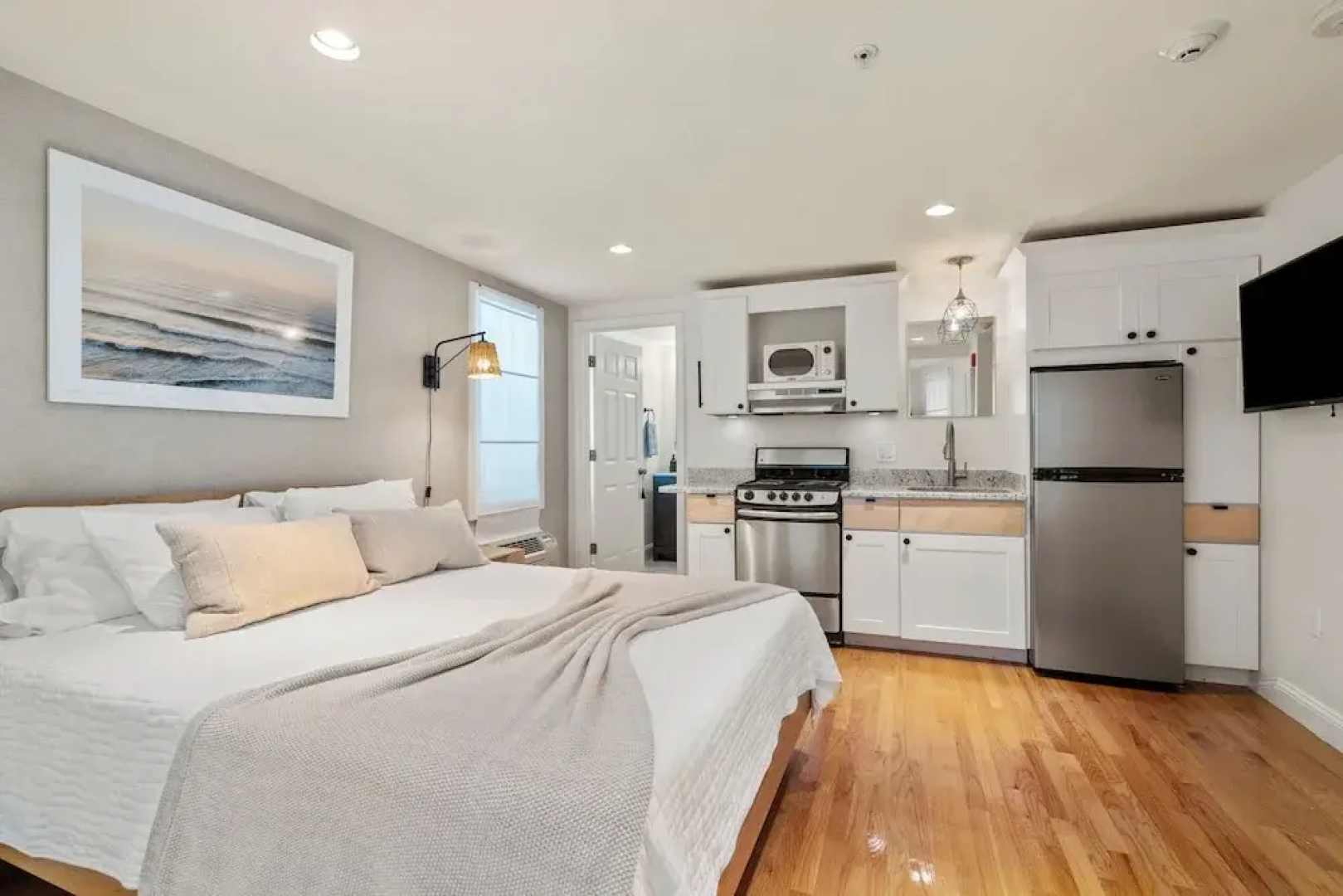 Hygge House Suites