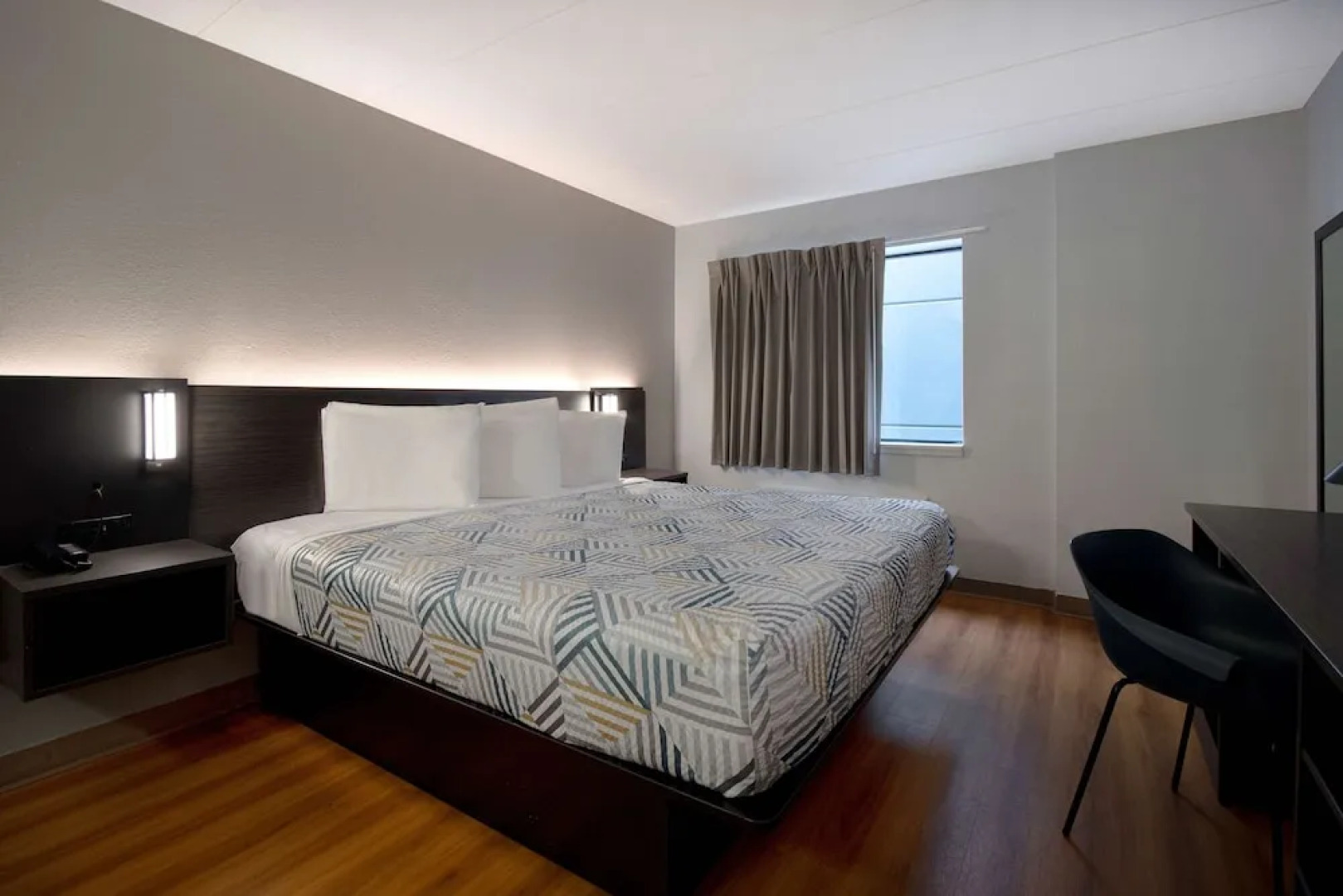 Studio 6 Merrillville, IN