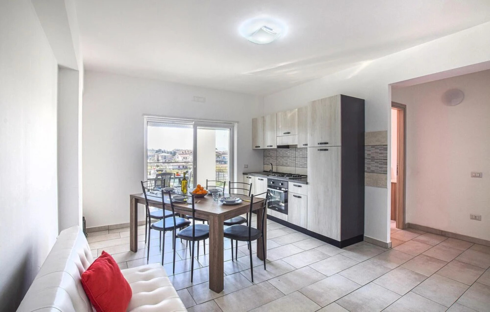 Beautiful Apartment in Nicotera Marina With Wifi and 2 Bedrooms