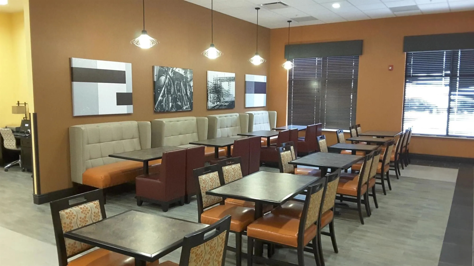 Best Western Plus North Platte Inn & Suites