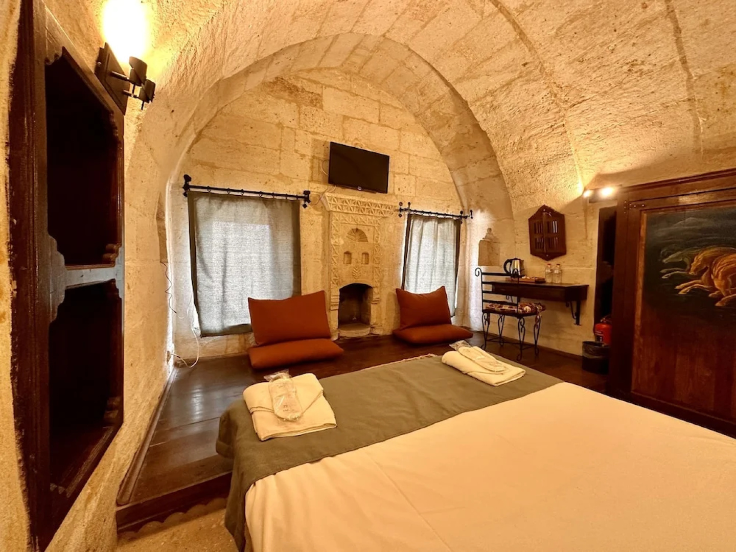 Harkasos Cave Hotel