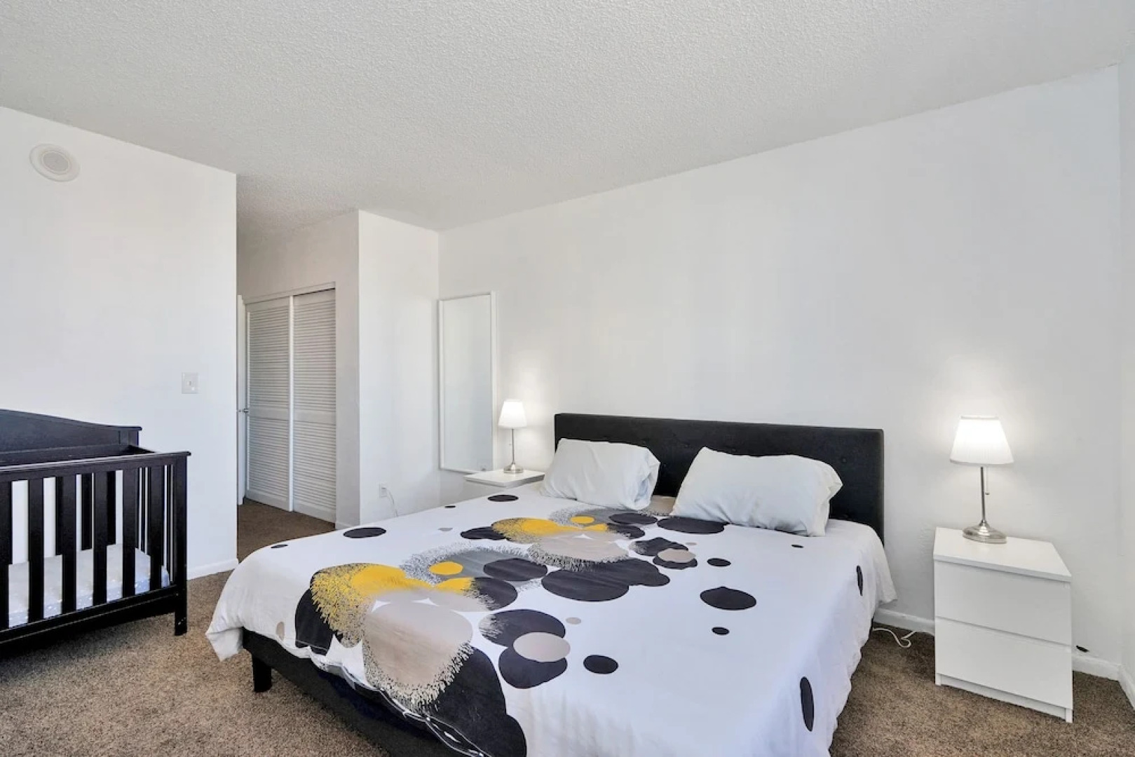 Destination Stays-Ocean View Condo Miami