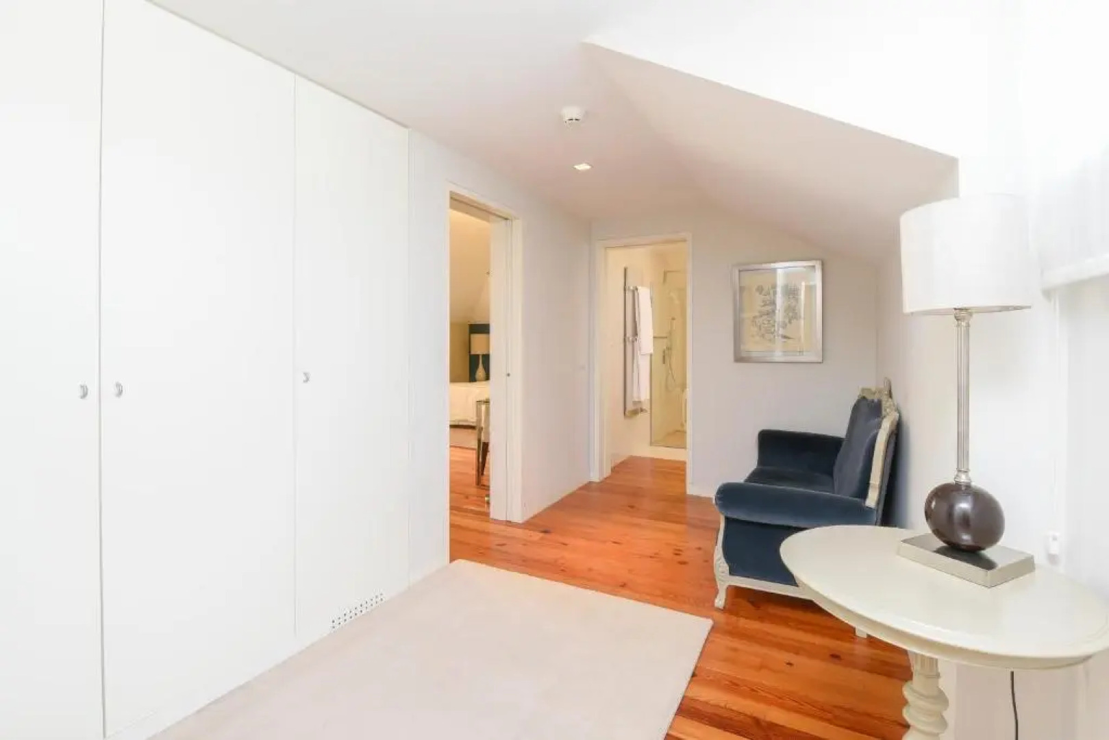 Sundial Gardens & Suites