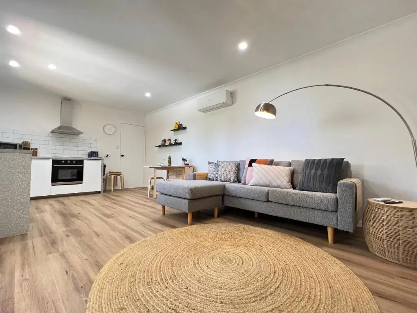 NEW Nordic Star - Cosy Home in Nature with Lake, near town