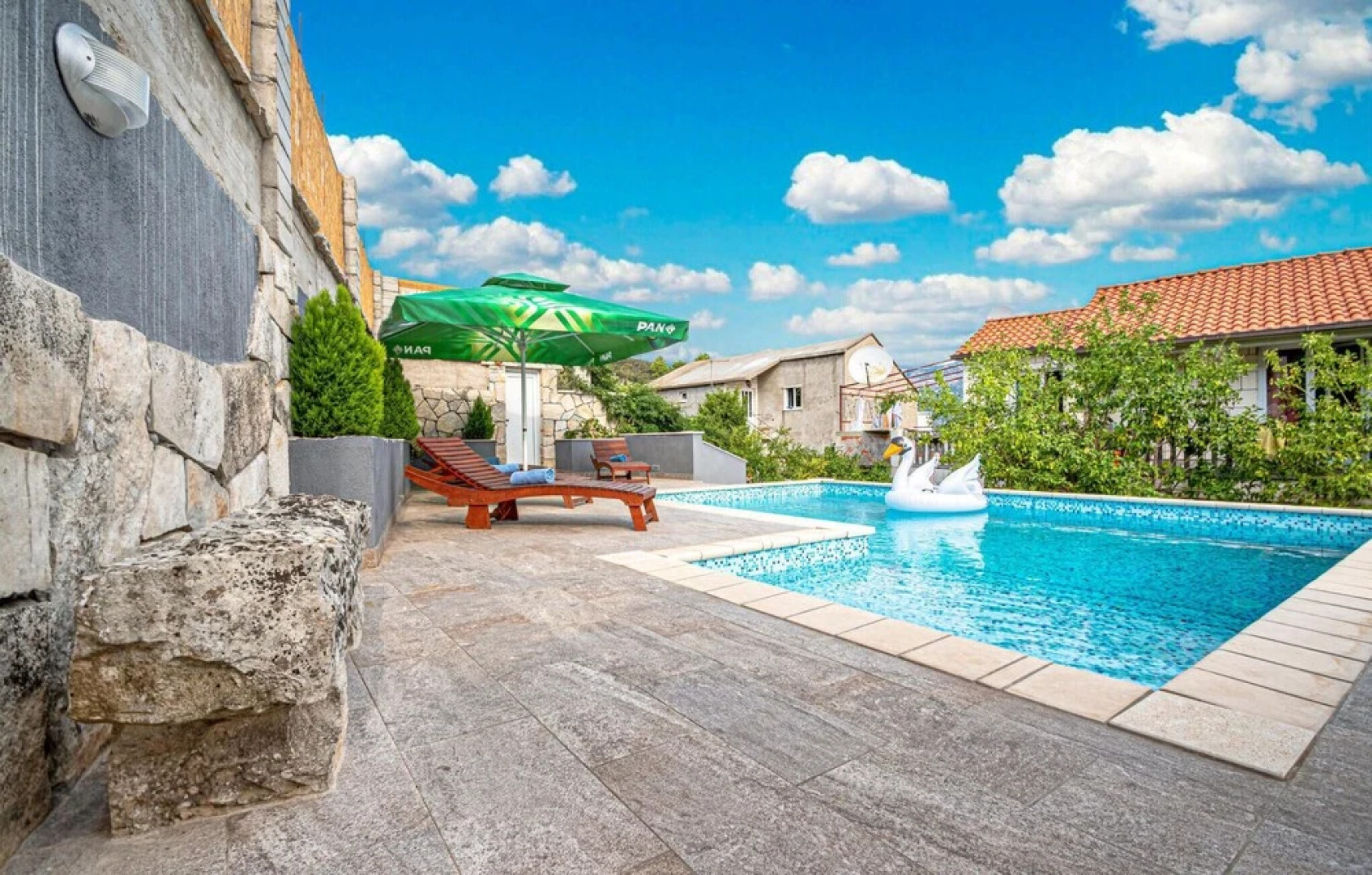 Beautiful Home in Korcula With Wifi and 4 Bedrooms