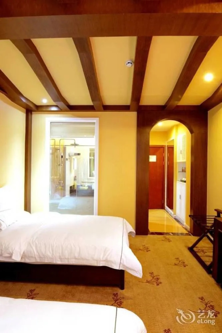 Shizong Diheng Hotel