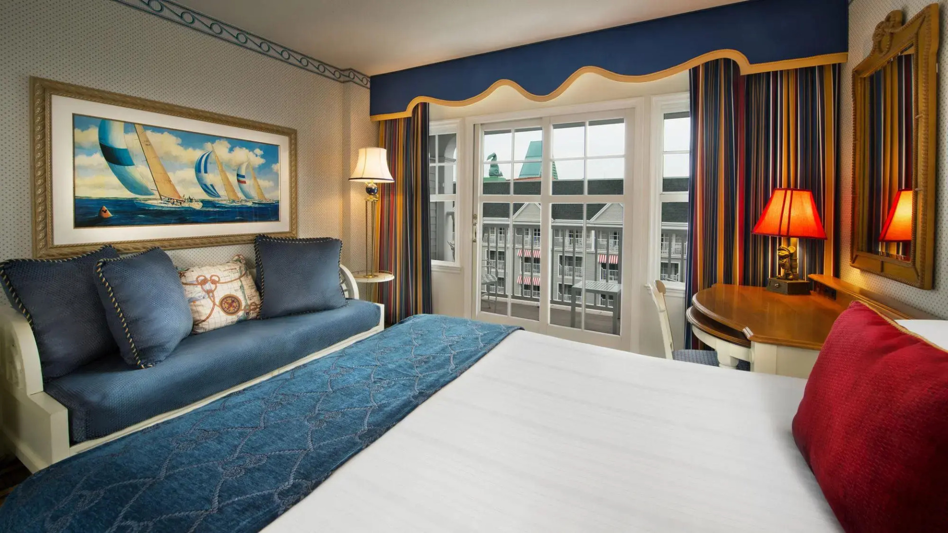 Disney's Yacht Club Resort