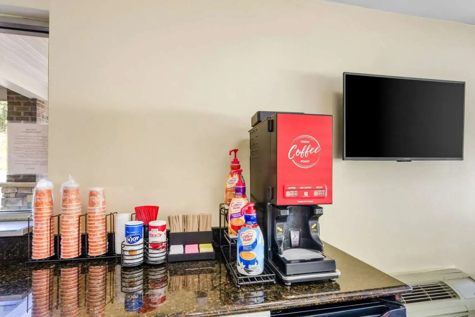 Brentwood Inn & Suites