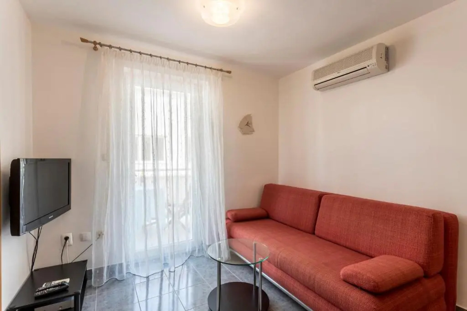 5 Min From Beach And Center of Bol