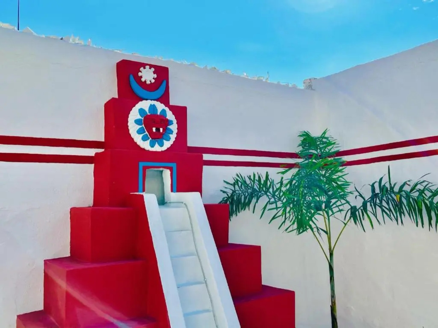 Casa Piramide: Fully Furnished 2-Bedroom House w/ Private Swimming Pool and Waterfall, 5 Minute Walk from the Beach