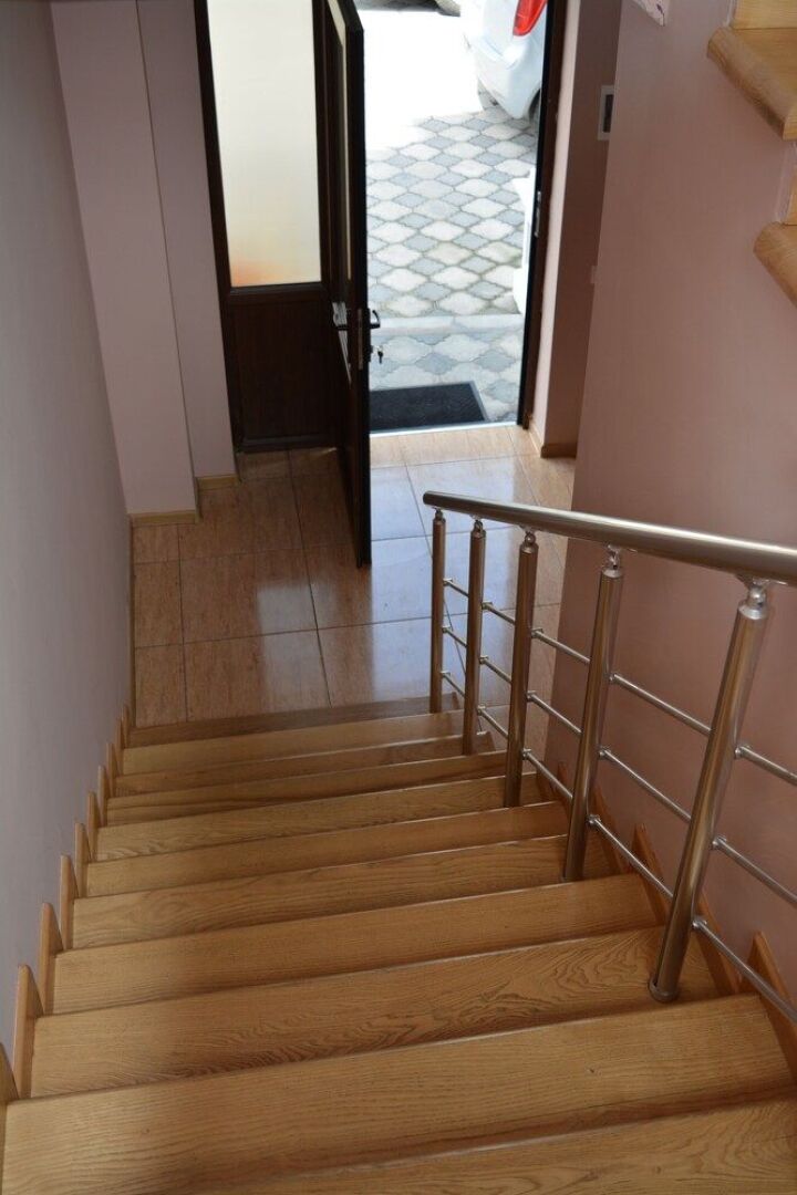 Hotel In The Middle of City