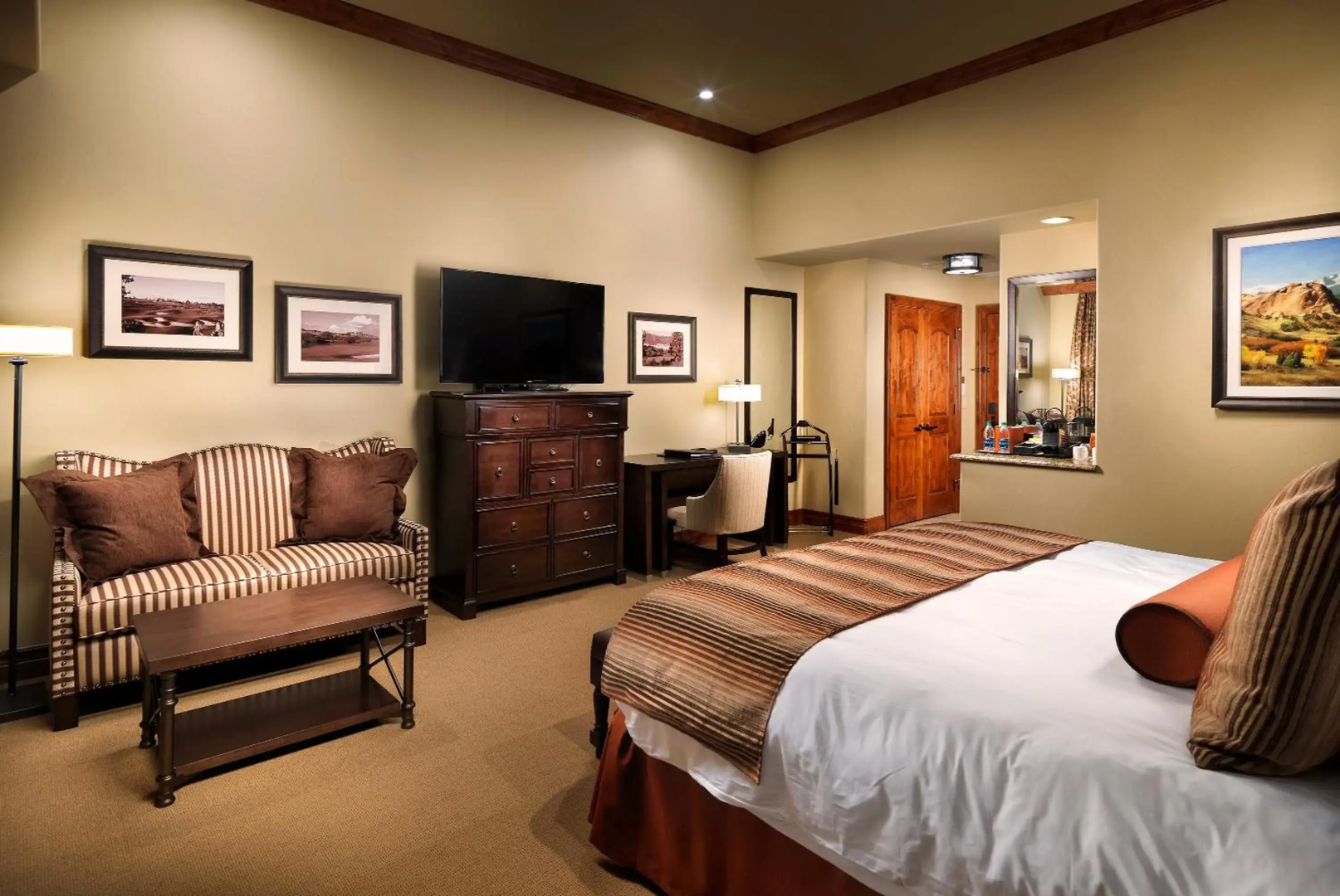 Flying Horse Resort & Club