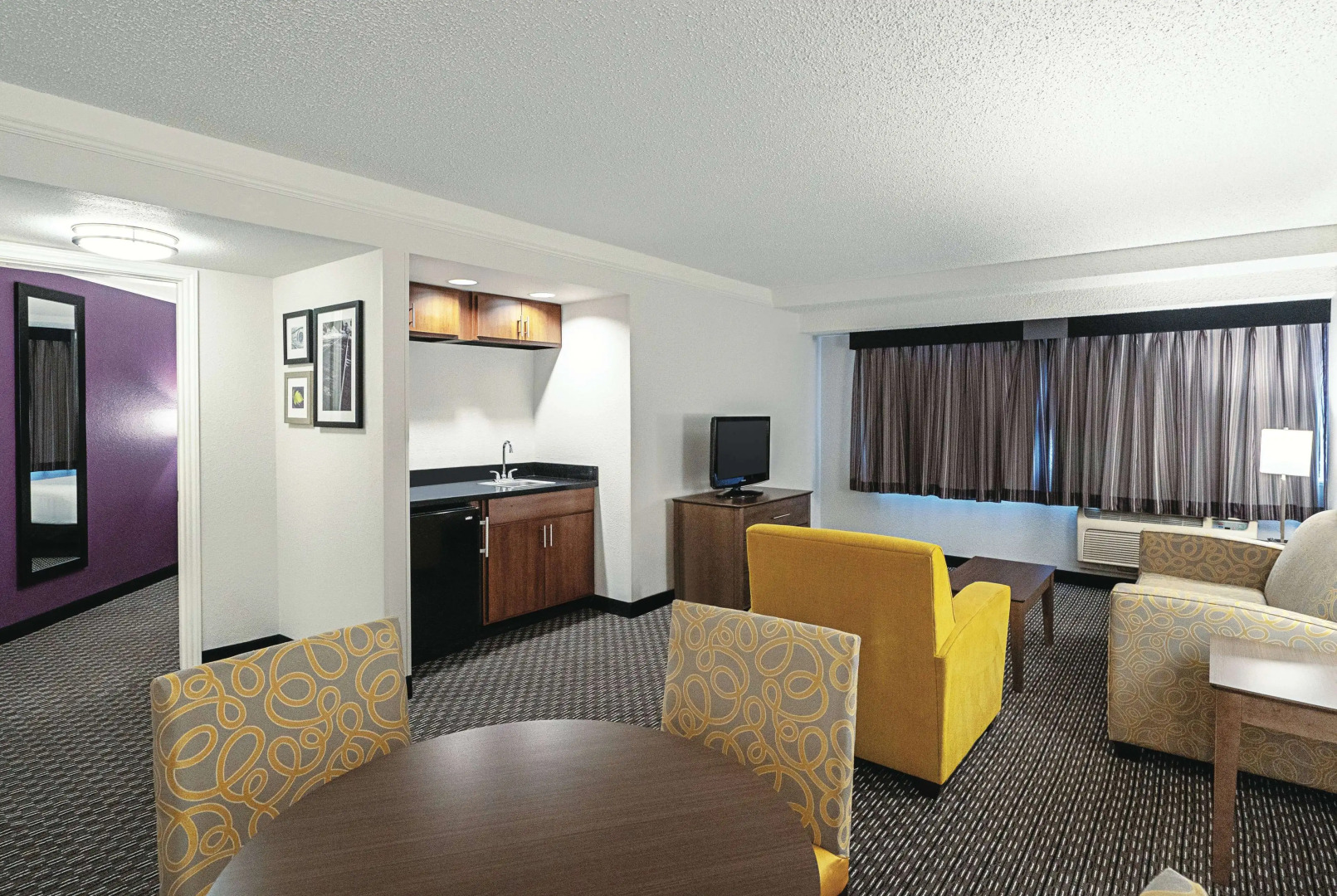 La Quinta Inn & Suites by Wyndham Lubbock West Medical Centr