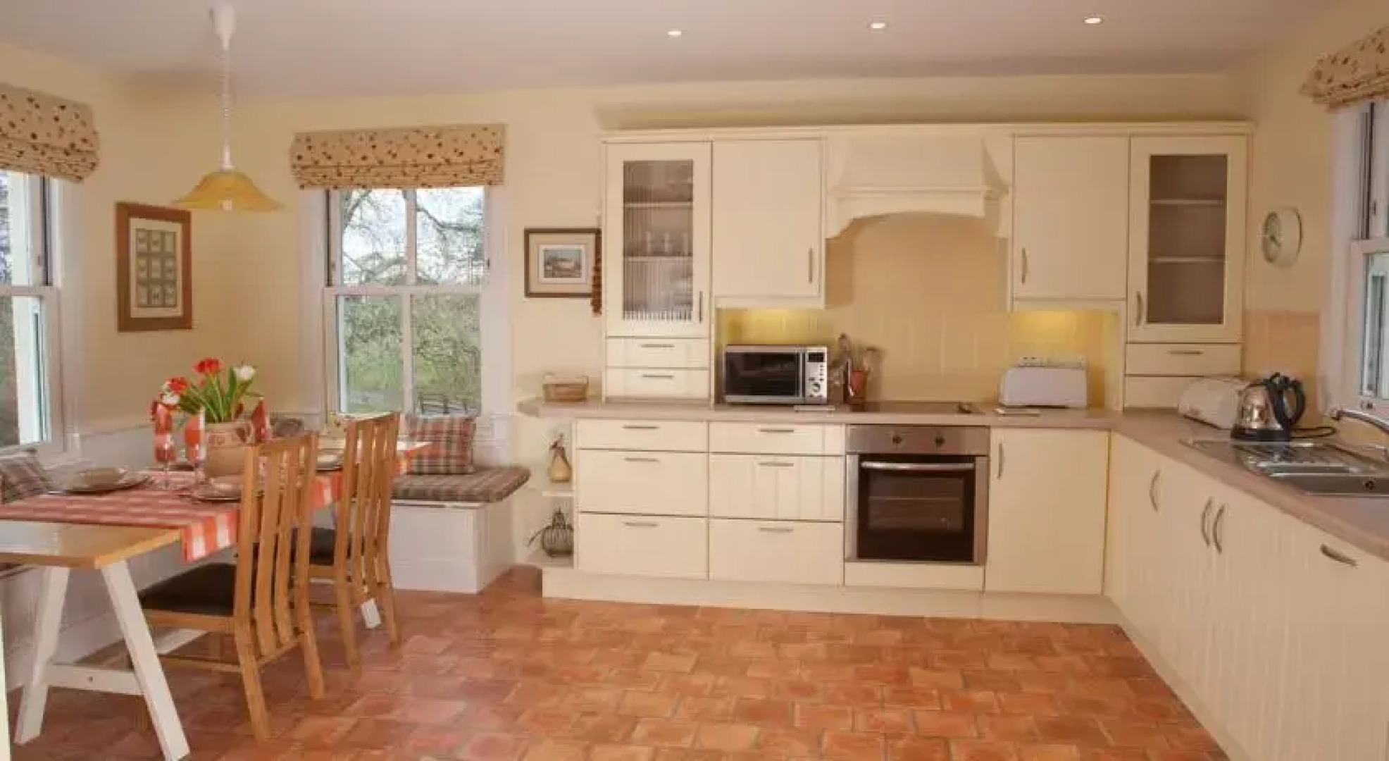 Cromald Cottages - East & West