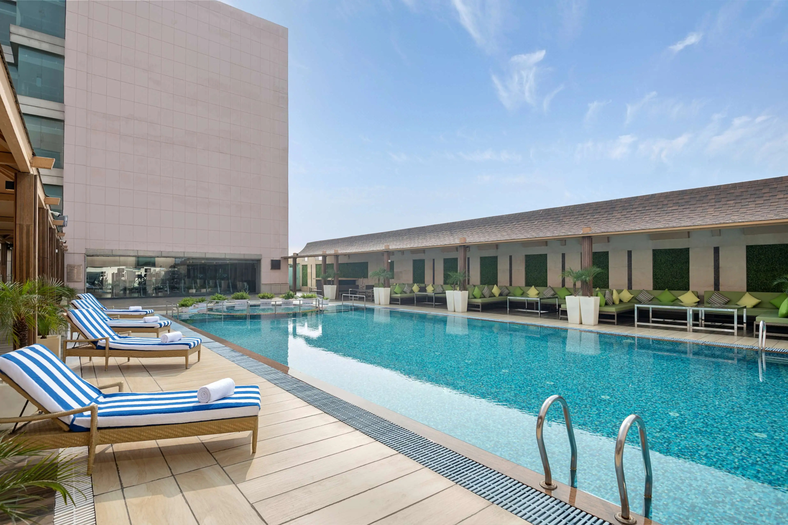 Radisson Blu Kaushambi Delhi NCR