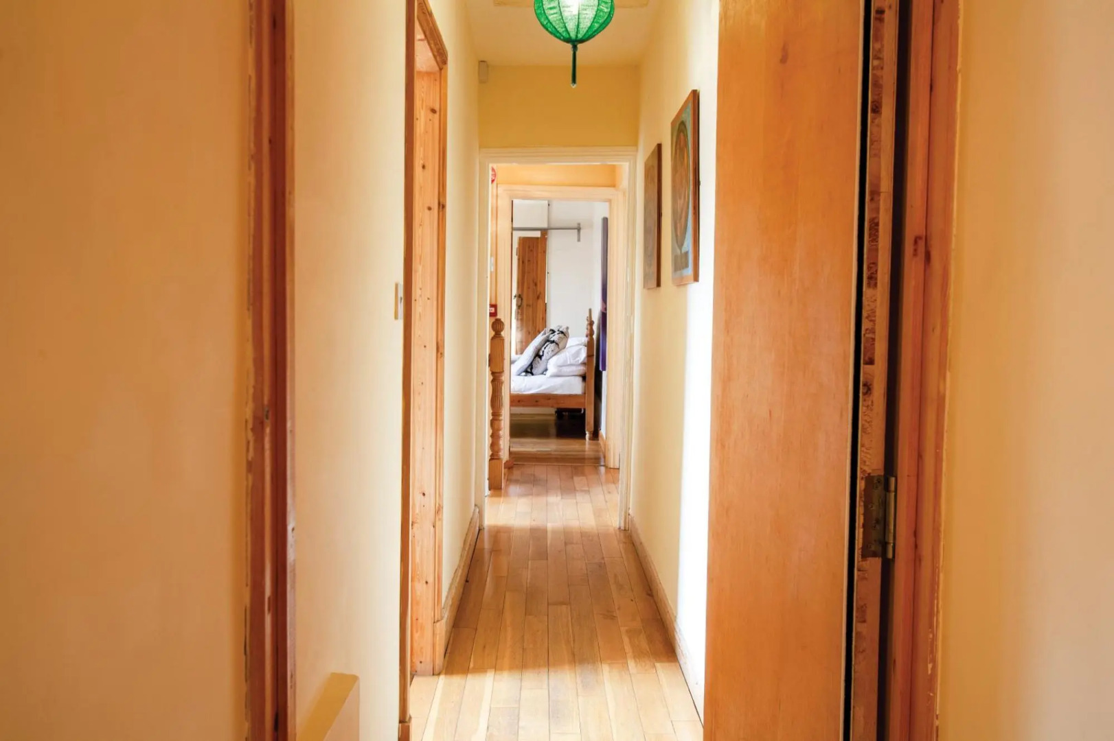 The Lake House Retreat - 7 Bedroom Holiday Home - Sleeps 20 - Southgate