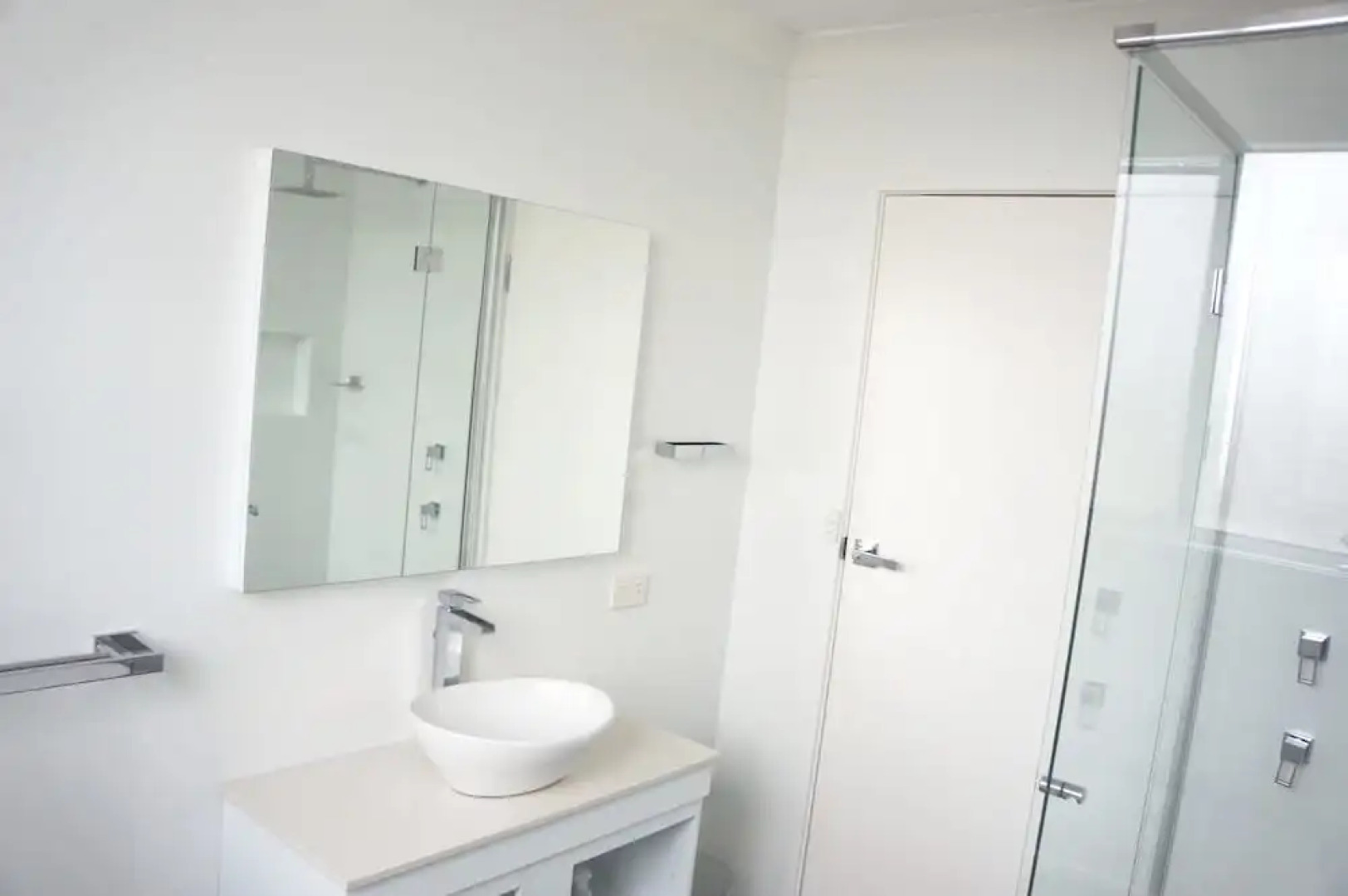 Sandy Point Road, 98, Eden by the Bay