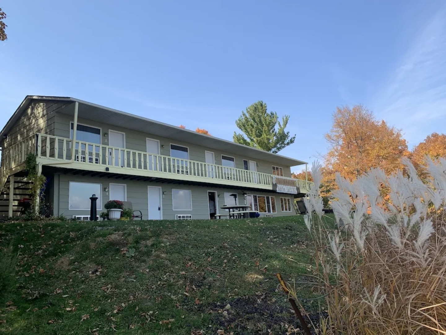 Eagle View Motel & Retreat