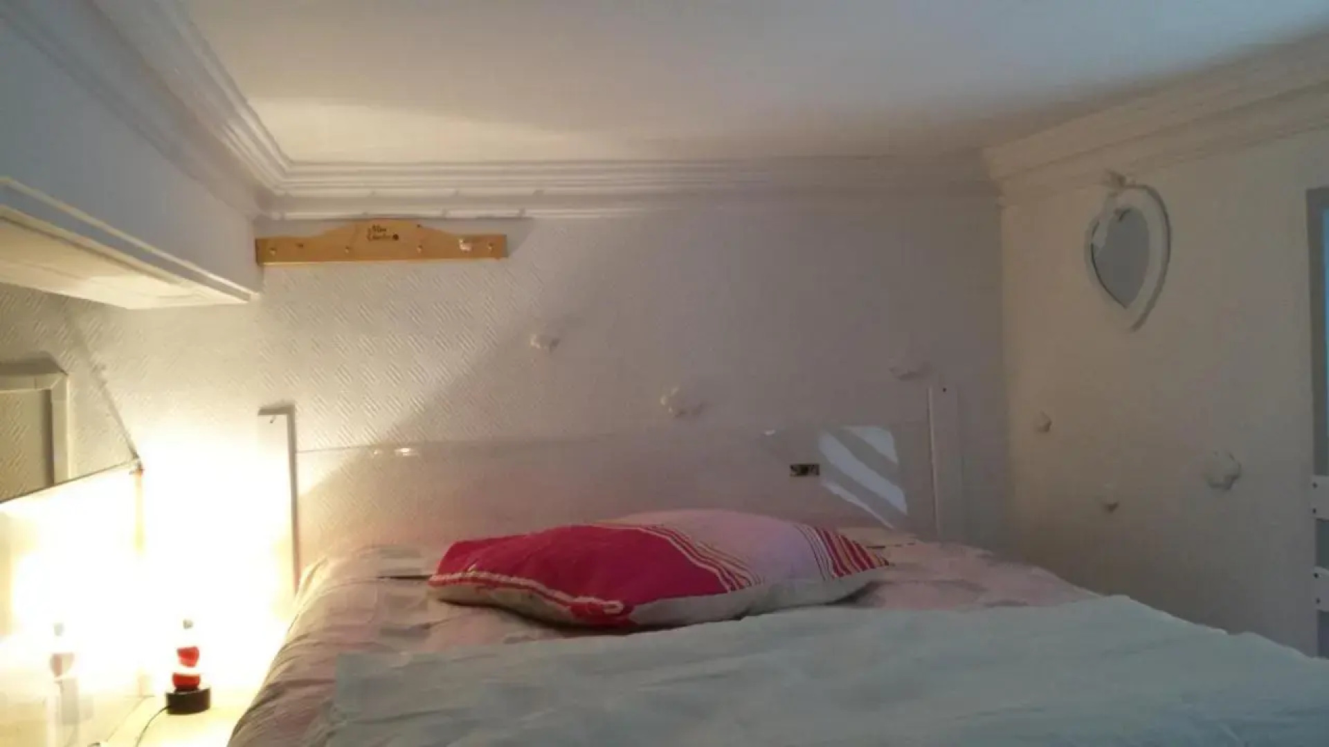 coquet studio en mezzanine