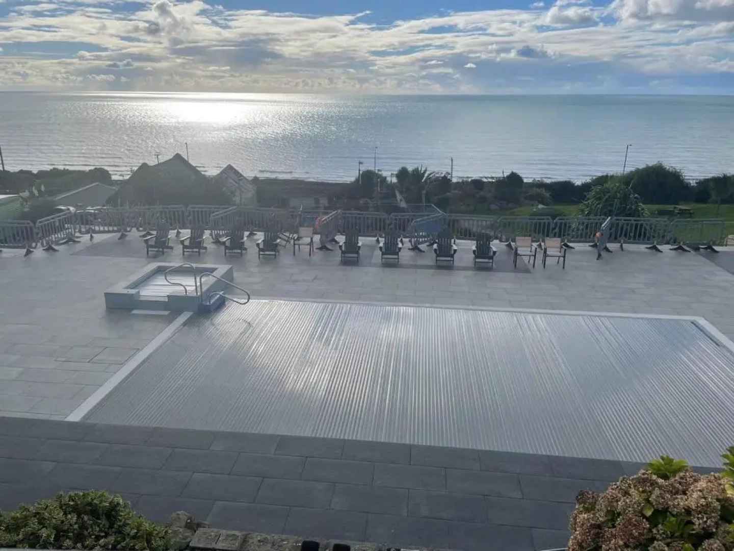 Barmouth Pet-friendly 2-bed Caravan With Sea View