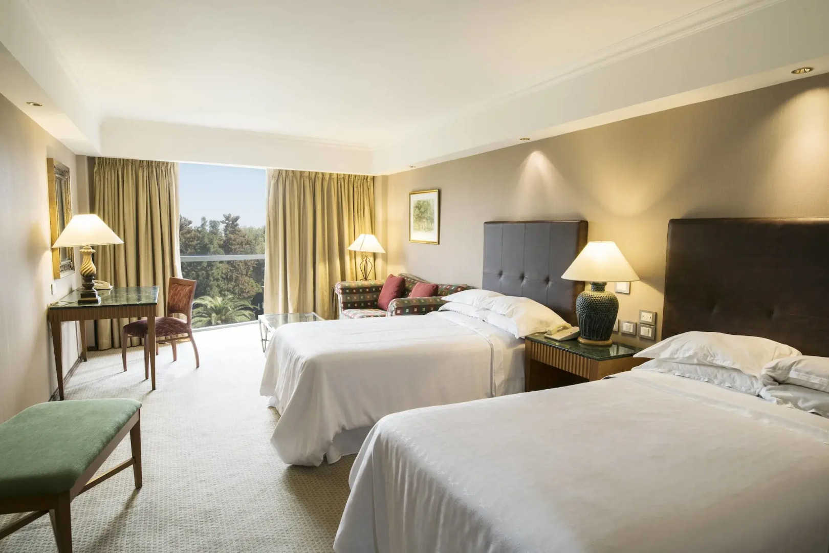 Sheraton Pilar Hotel and Convention Center