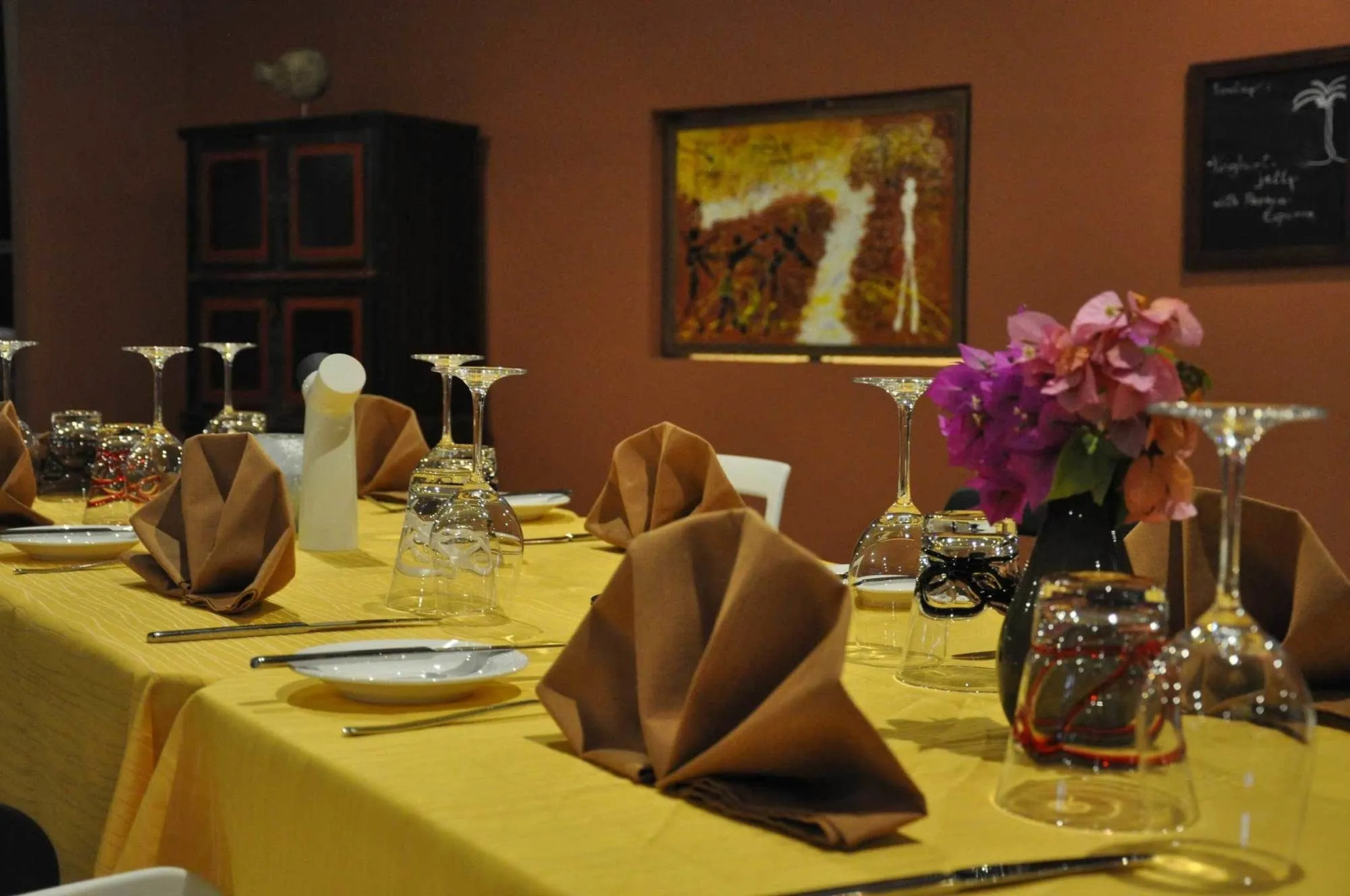 Leo's Beach Hotel & Restaurant - Adults Only