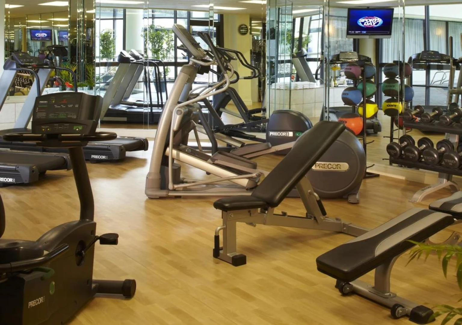 Magnuson Hotel and Convention Center Oyster Point