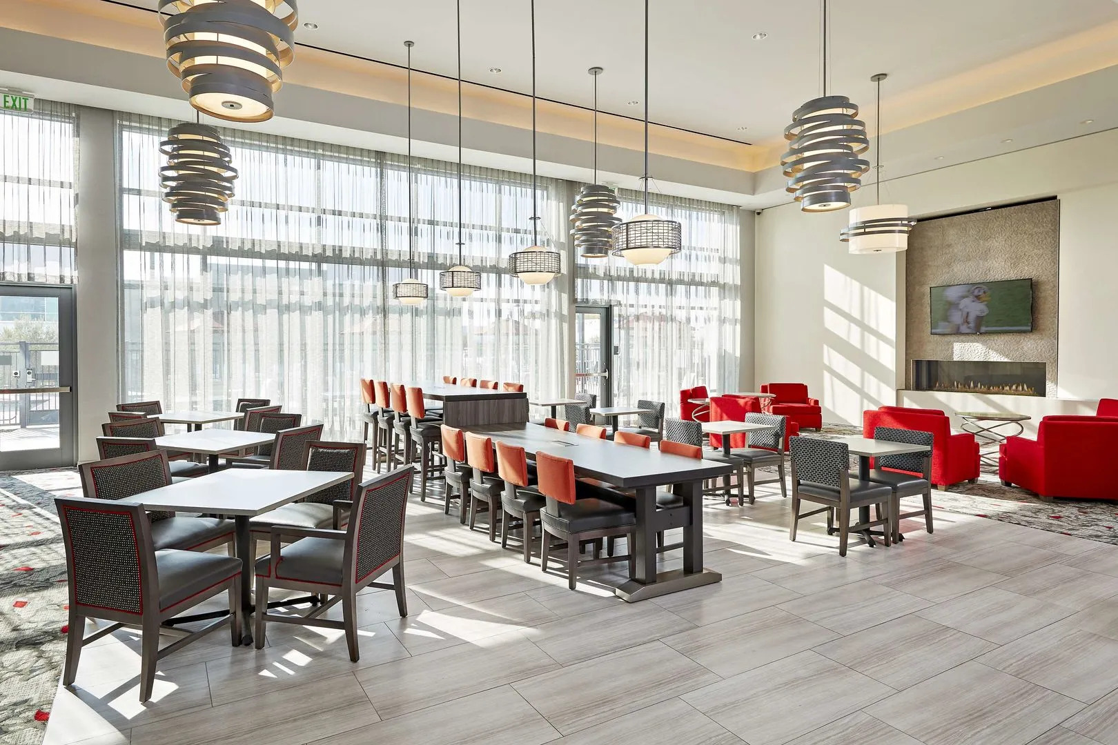 Hampton Inn Long Beach Airport