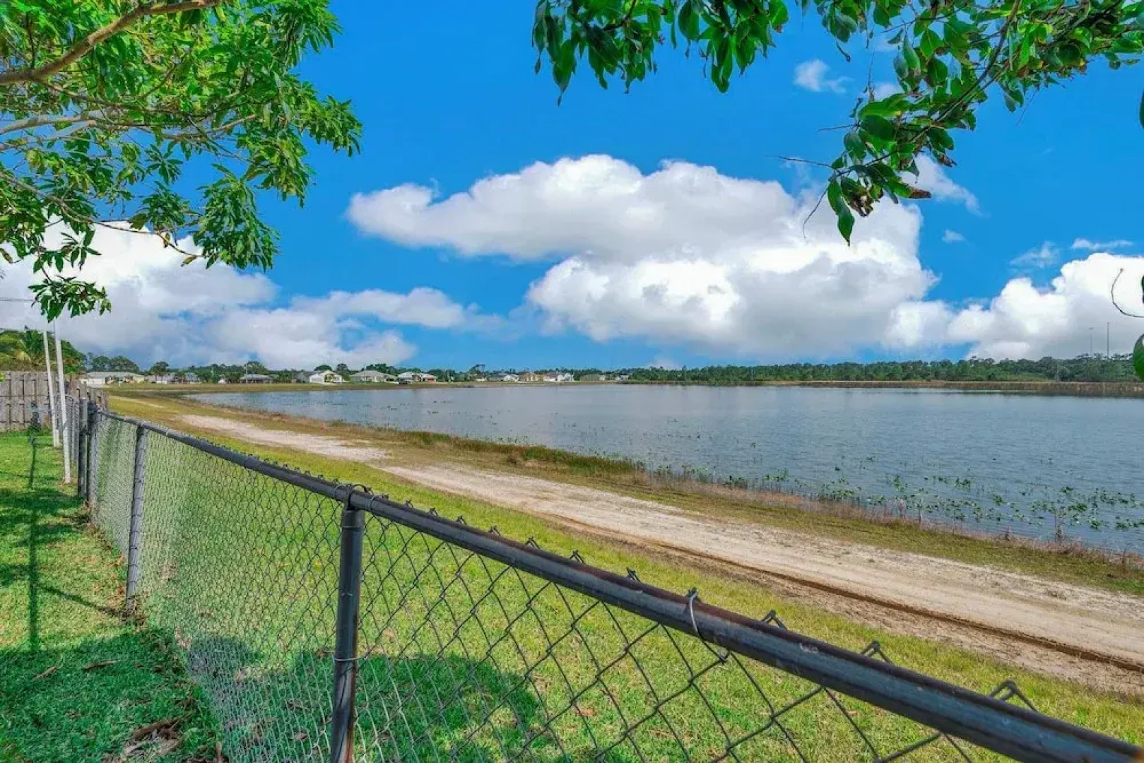 Outdoor Relaxation! Port St Lucie Family Home